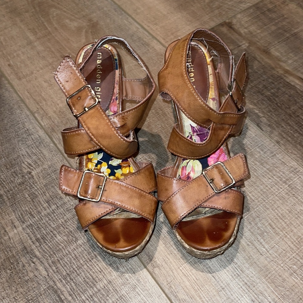 Wedges - Picture 3 of 3